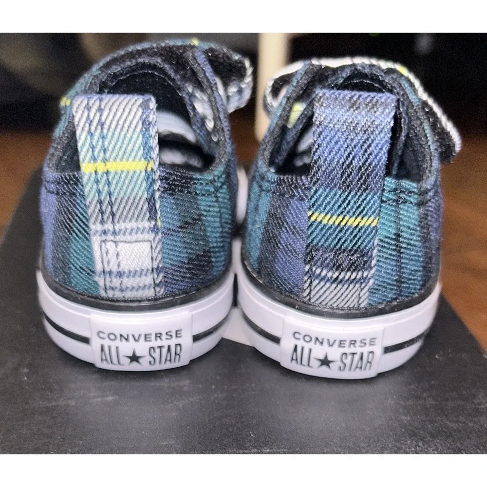 Converse CTAS 2V OX - DragonScale/Navy/White - A09327F‎ - Infant Size 4 NIB